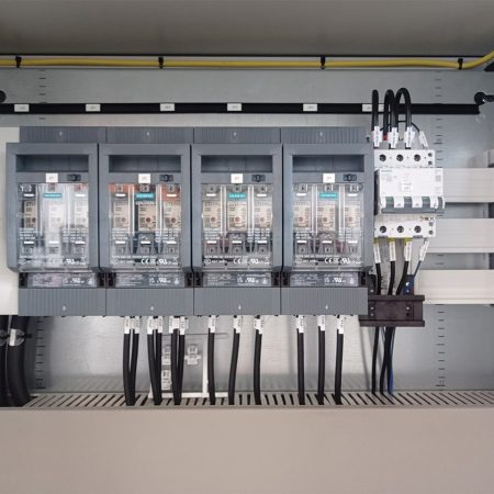sekas_install_switchgear3-min
